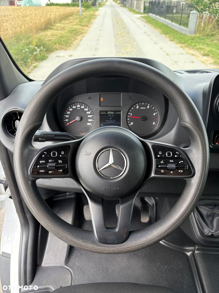 Mercedes-Benz Sprinter 316 - 12
