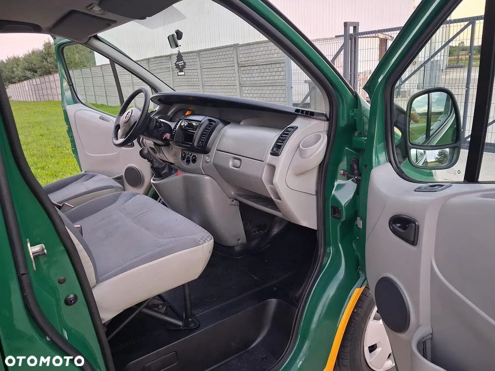 Opel Vivaro - 20