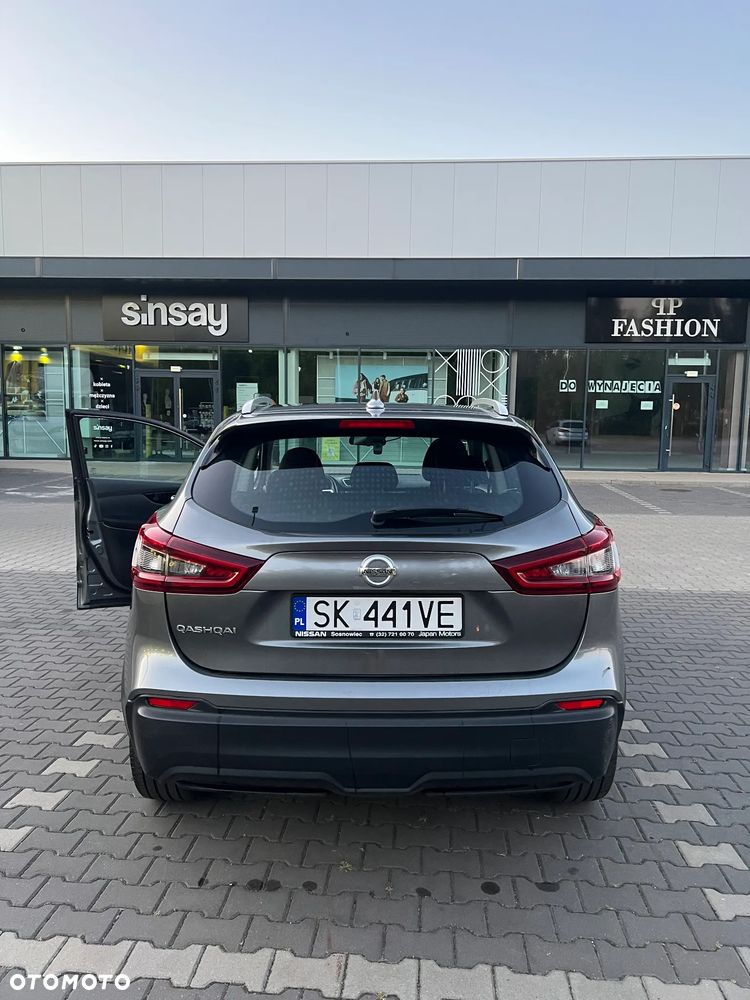 Nissan Qashqai 1.3 DIG-T N-Connecta DCT - 10