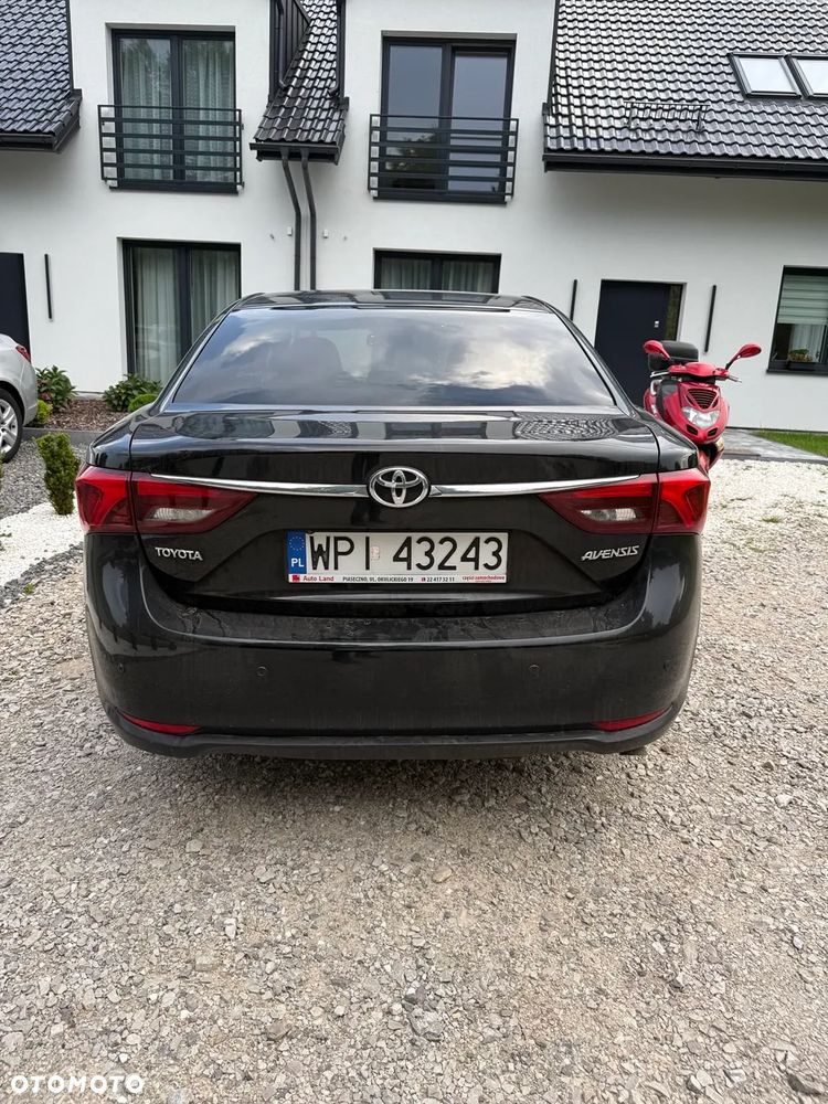 Toyota Avensis 2.0 D-4D Premium - 4