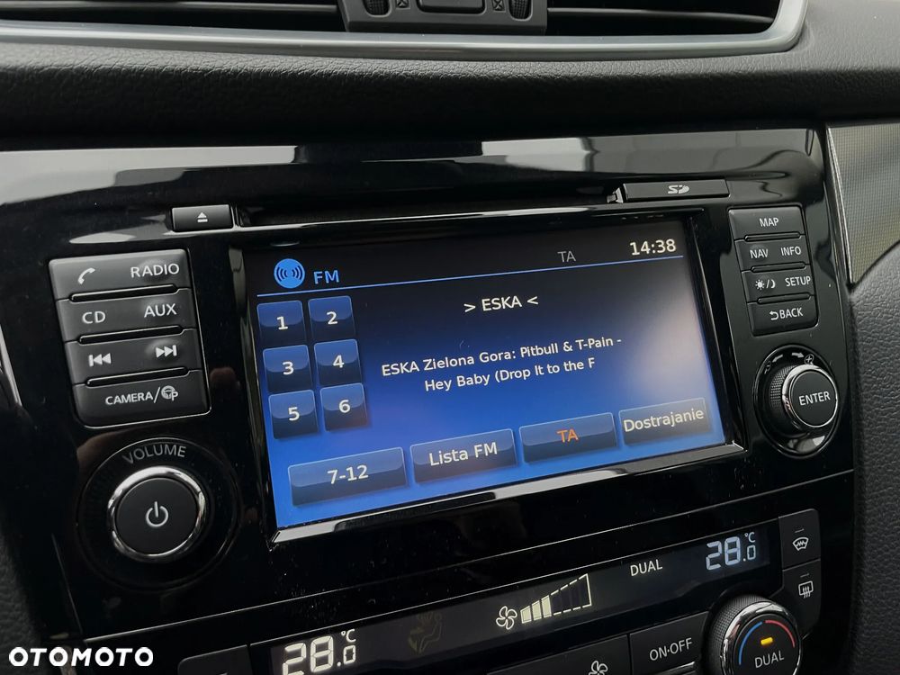 Nissan Qashqai 1.2 DIG-T N-Connecta EU6 - 26