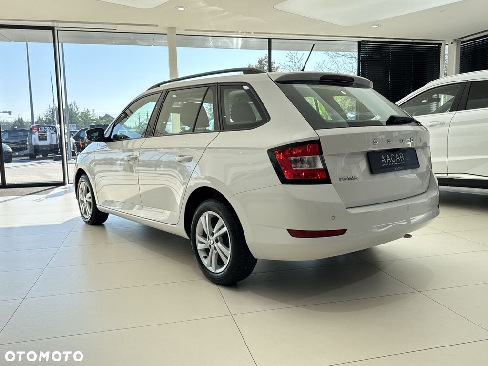 Skoda Fabia - 3