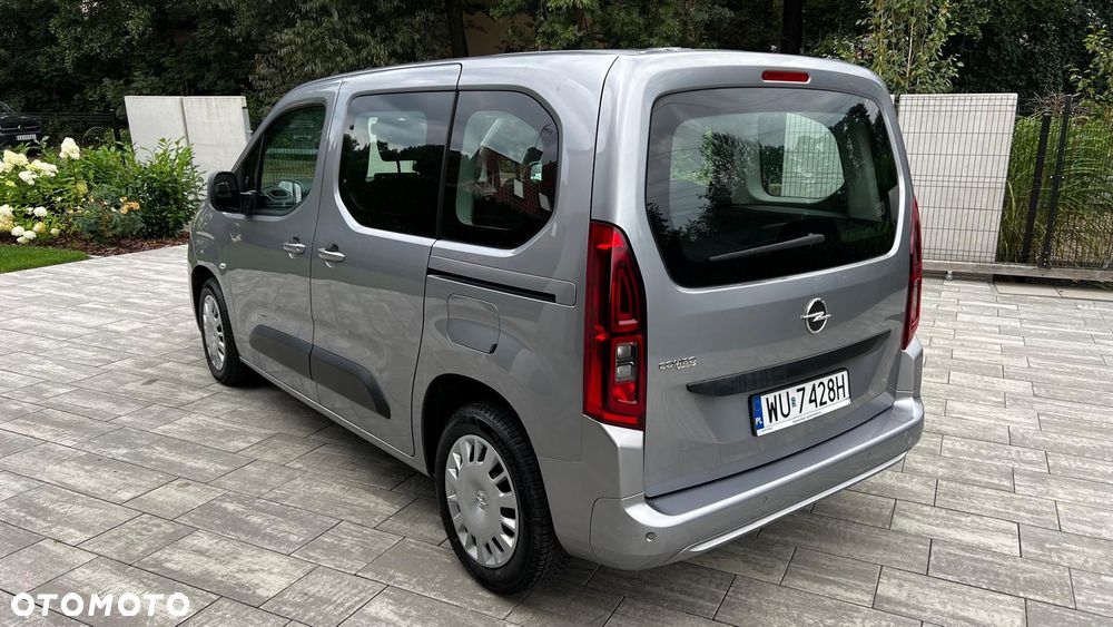 Opel Combo 1.2 Turbo Elite S&S - 9