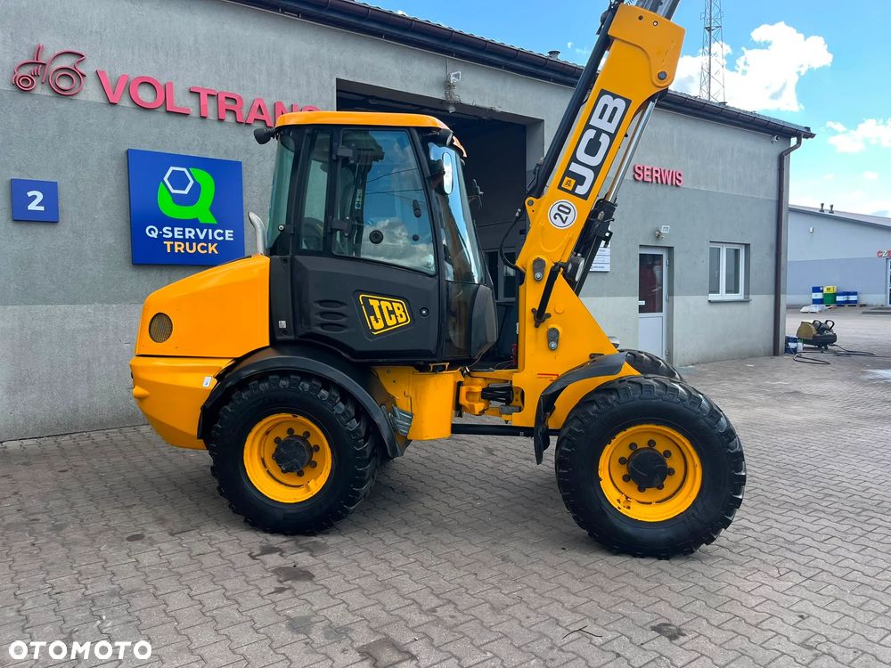 JCB TM220 FM - 2