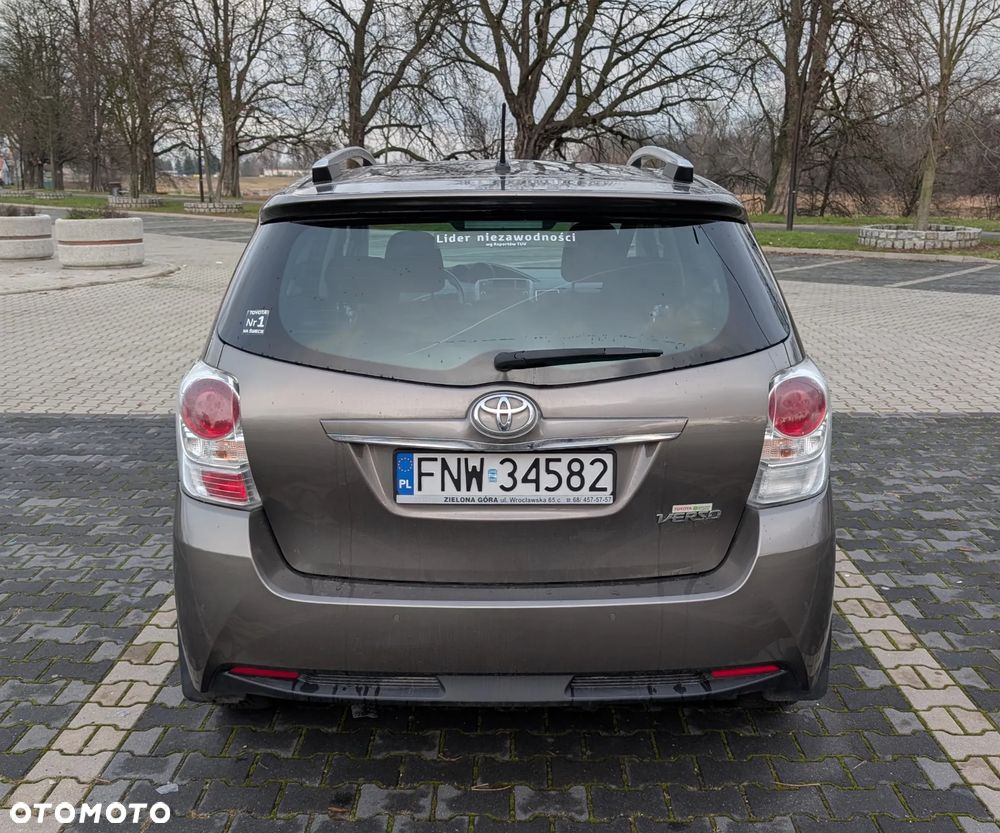 Toyota Verso 1.8 Premium 7os EU6 - 6