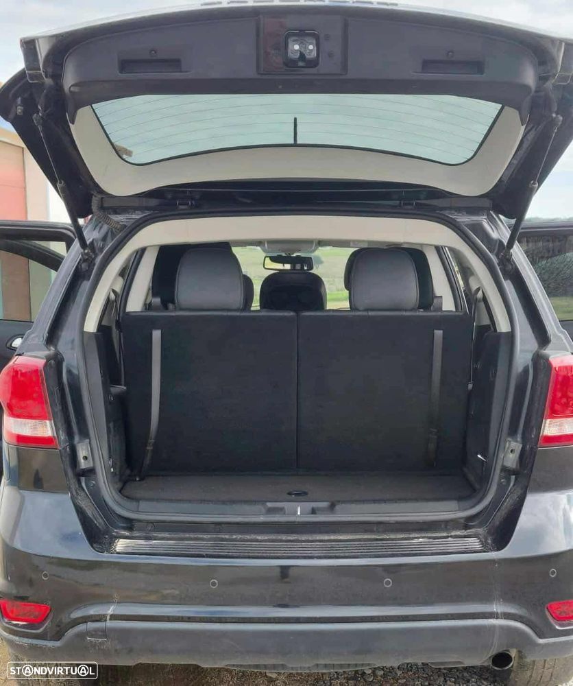 Fiat Freemont 2.0 M-Jet Urban - 6