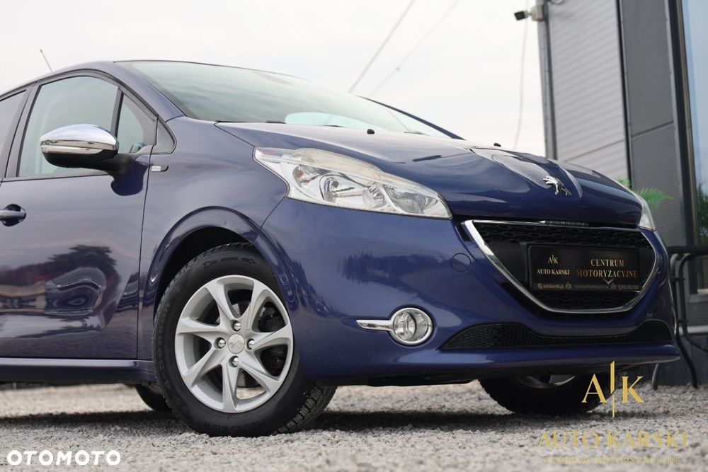 Peugeot 208 - 13
