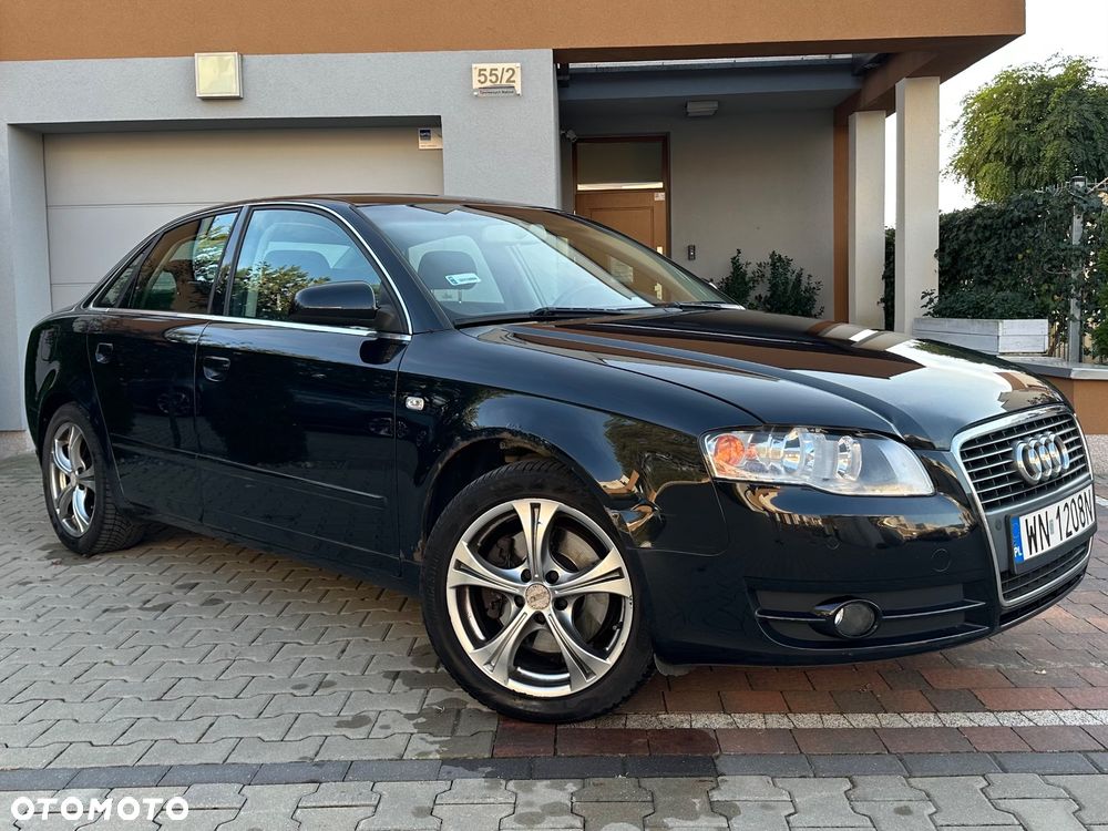 Audi A4 Limousine - 1