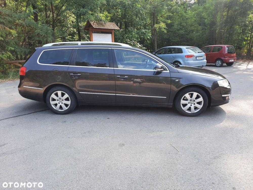 Volkswagen Passat 2.0 TDI DPF Highline - 8