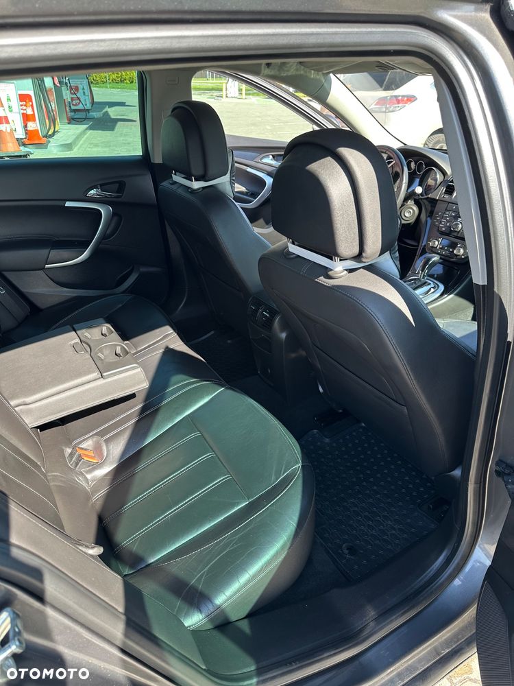 Opel Insignia 2.0 T Cosmo - 14