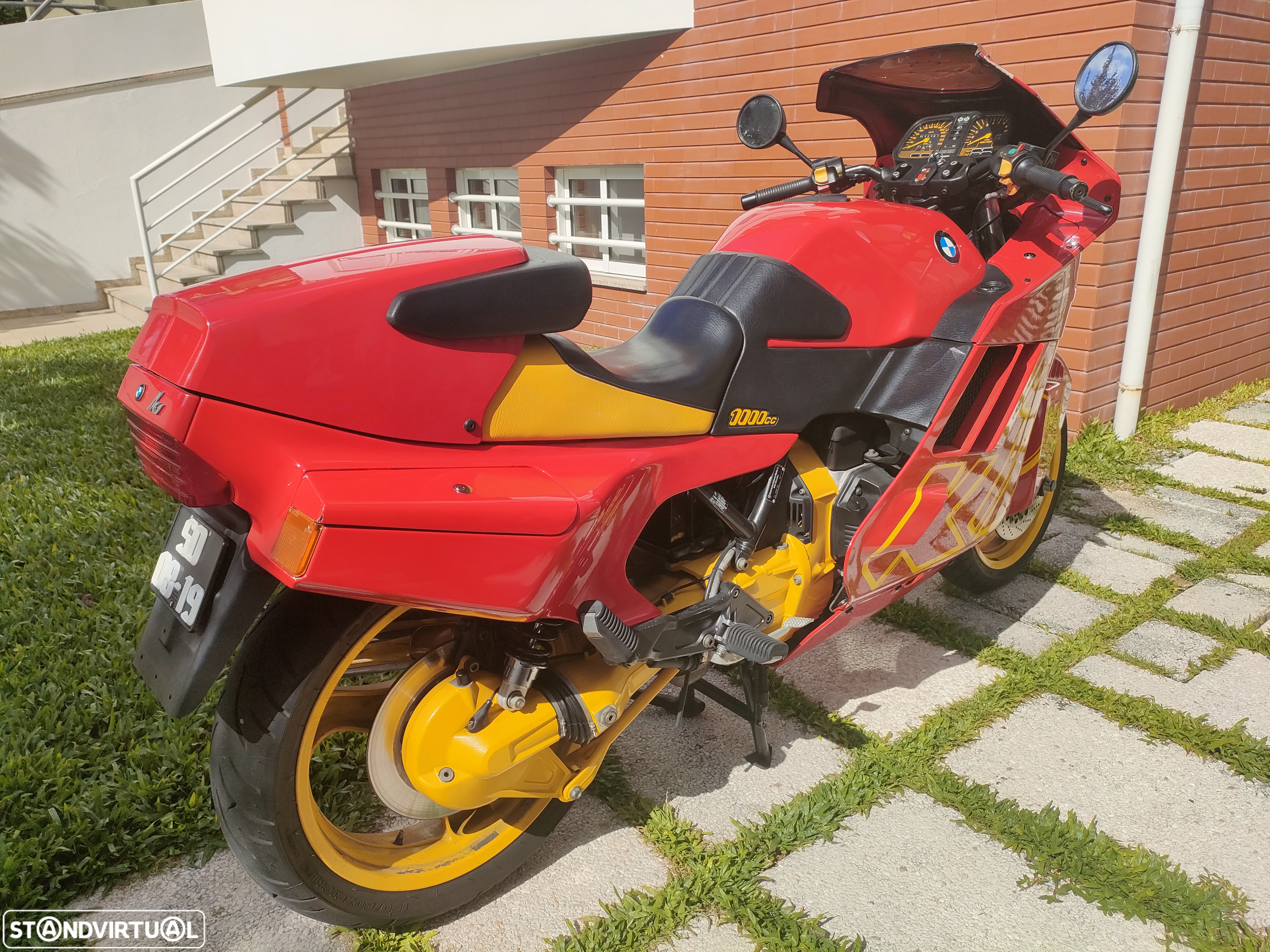 BMW K1 - 4
