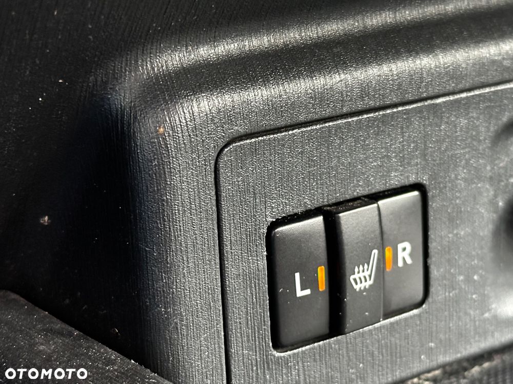 Toyota Prius+ Hybrid 135 Prestige - 25