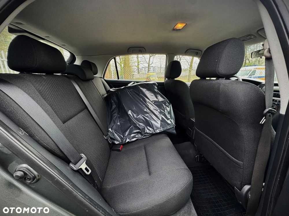 Toyota Corolla 1.4 VVT-i - 13