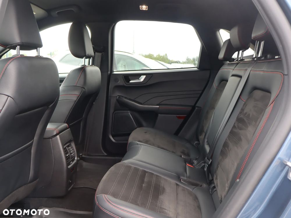 Ford Kuga 2.5 FHEV FWD ST-Line X - 16
