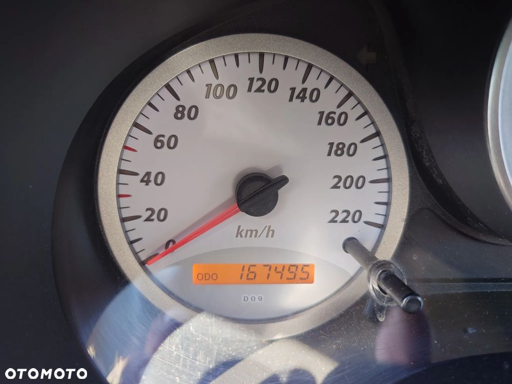 Toyota RAV4 2.0 VVT-i Sol - 11