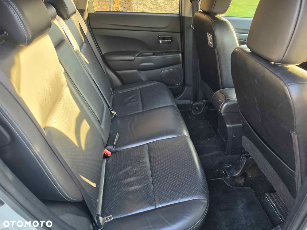 Mitsubishi ASX 1.8 DID Instyle NAVI 4WD AS&G - 12