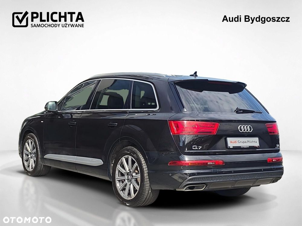Audi Q7 - 4