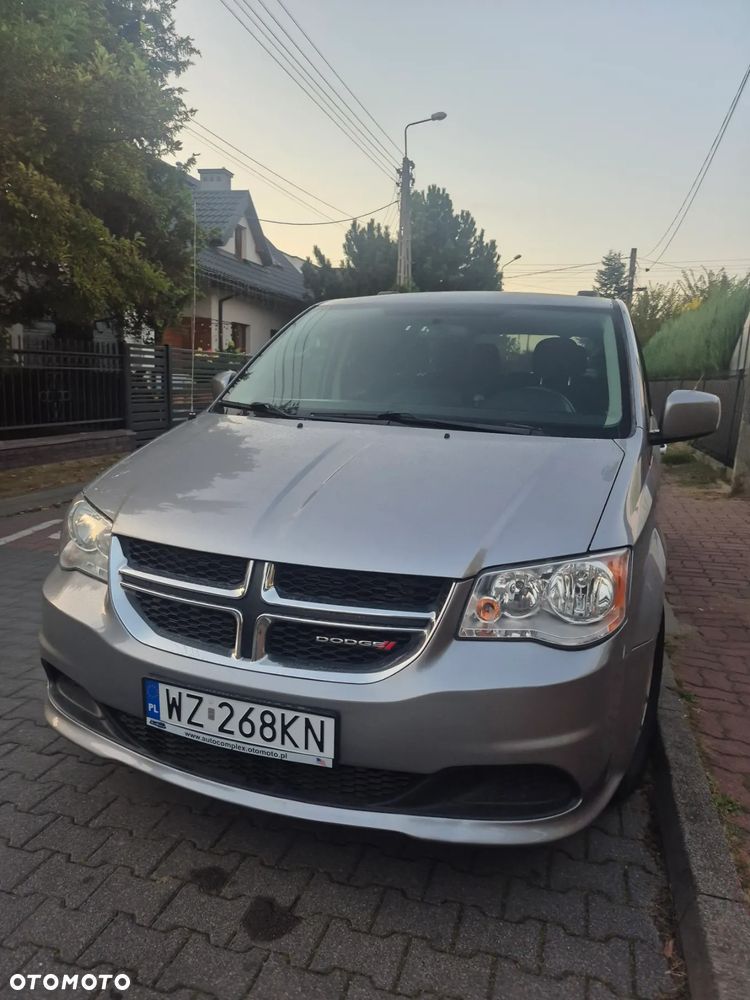 Dodge Grand Caravan 3.6 R/T - 4