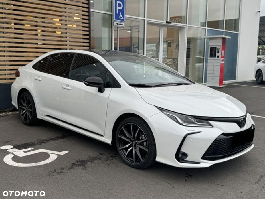 Toyota Corolla 1.8 Hybrid GR Sport - 3