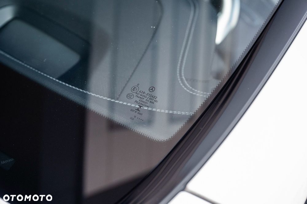 Mercedes-Benz Klasa E 220 d 4-Matic 9G-TRONIC - 26