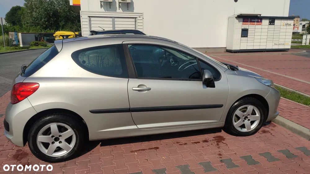 Peugeot 207 - 3