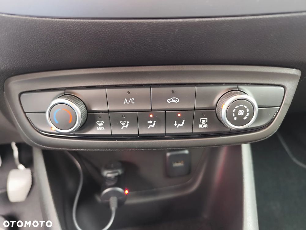 Opel Crossland X - 23