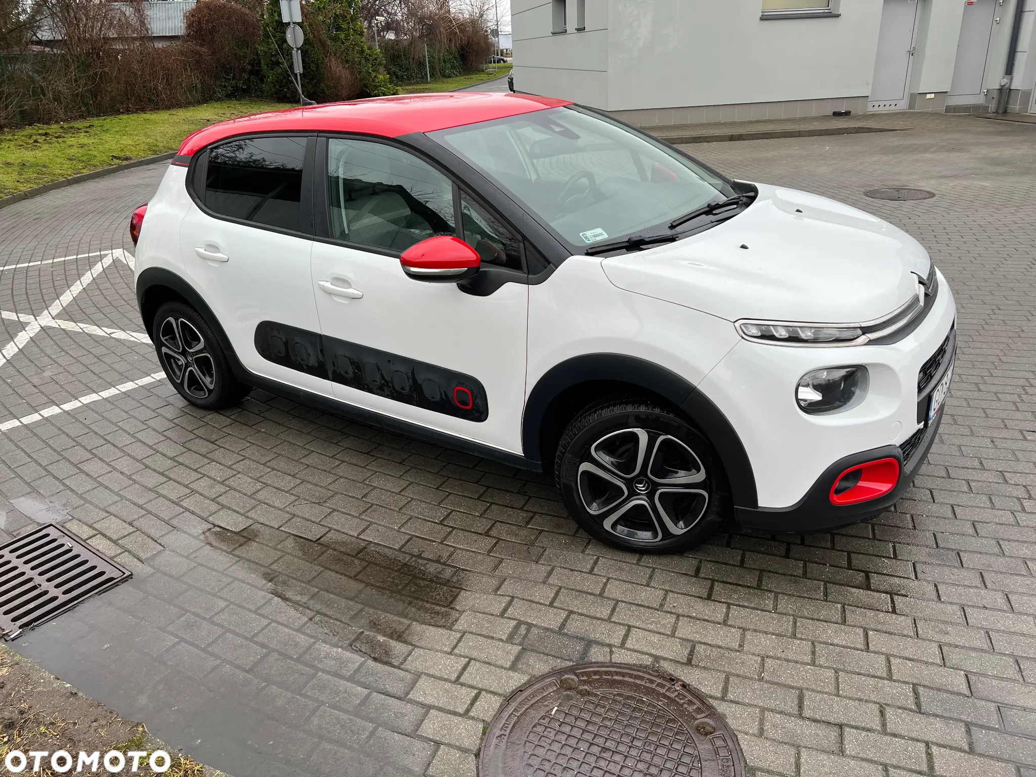Citroën C3 1.2 PureTech Shine - 3