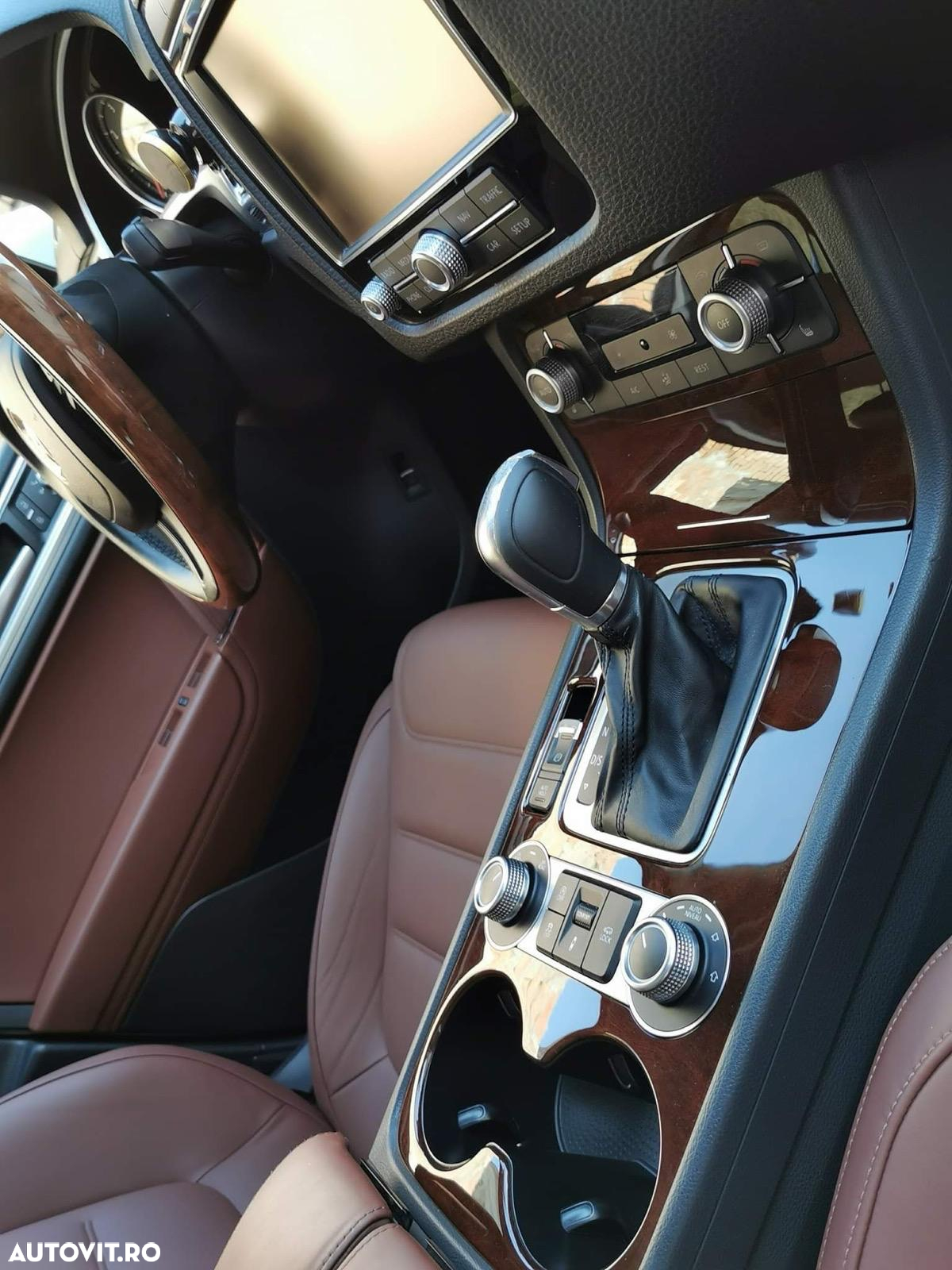 Volkswagen Touareg 3.0 V6 TDI BMT - 2