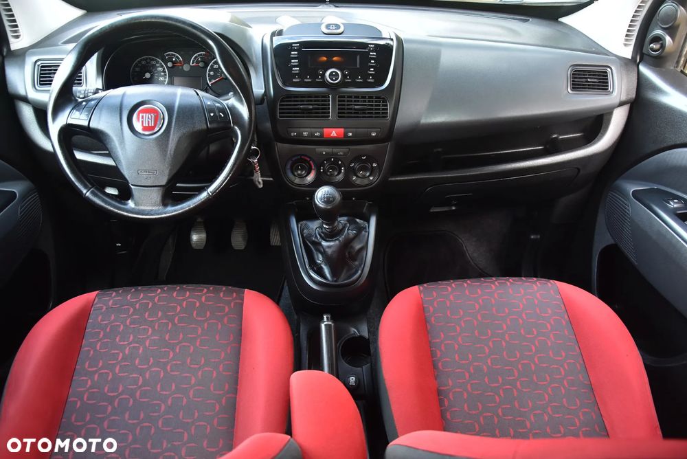 Fiat Doblo 2011 photo 5