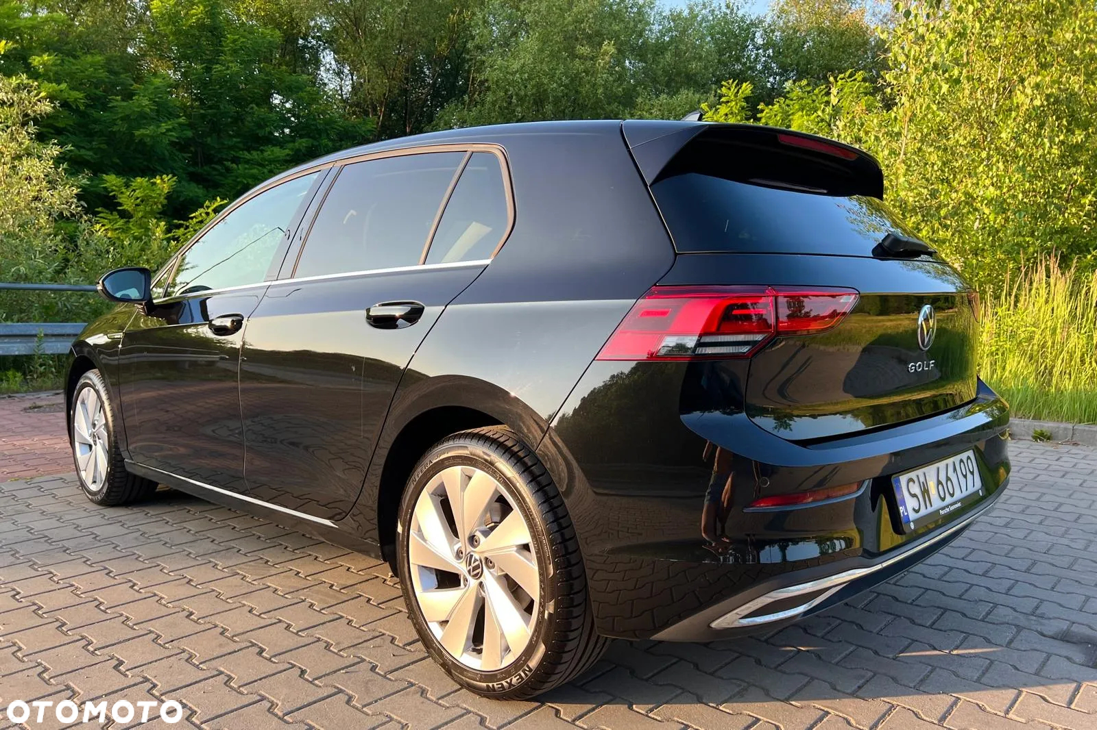 Volkswagen Golf VIII 1.5 TSI EVO Style - 8