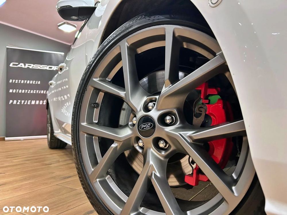 Ford Focus 2.3 EcoBoost ST Edition - 39