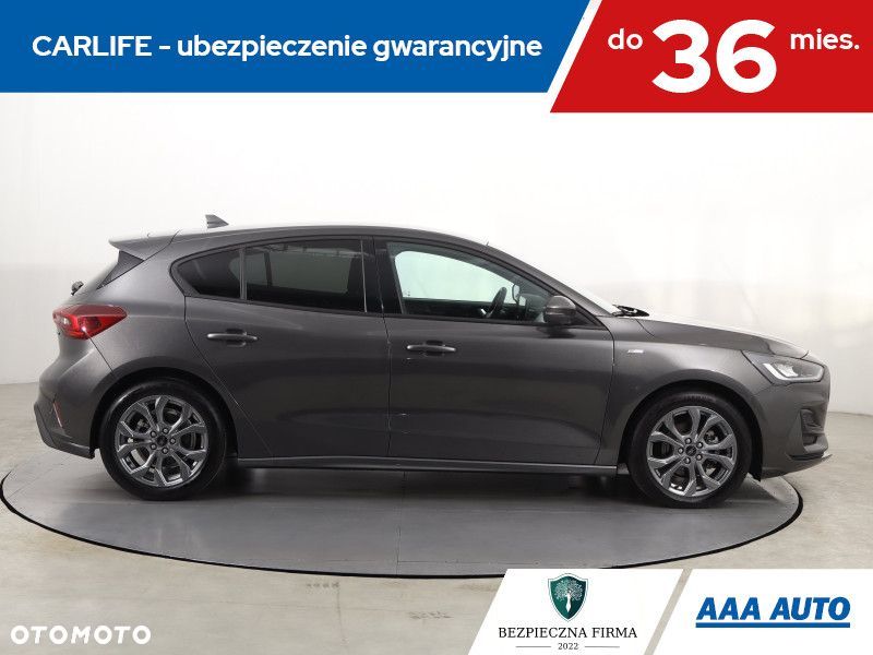 Ford Focus - 8