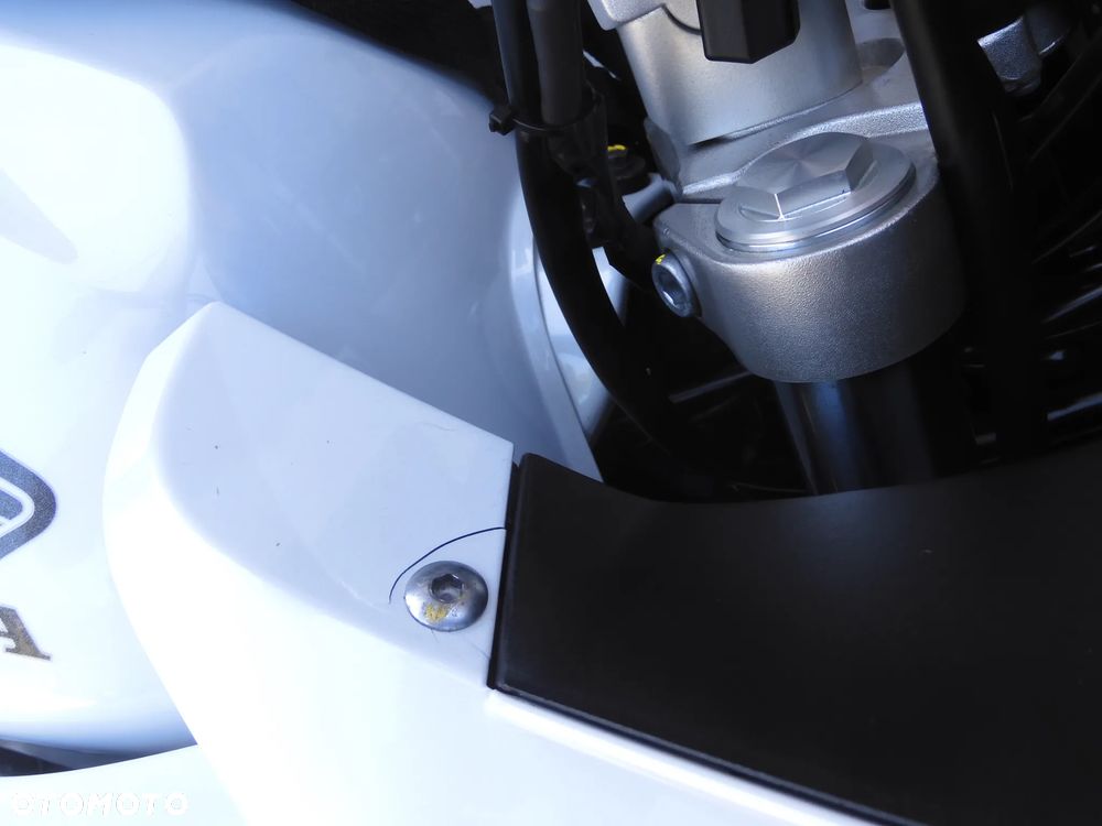 Honda CBF - 36