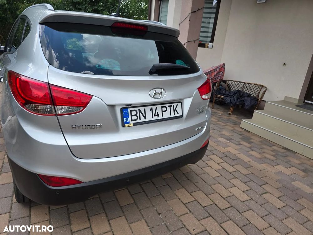 Hyundai ix35 2.0 CRDI 4WD Automatik Premium - 6