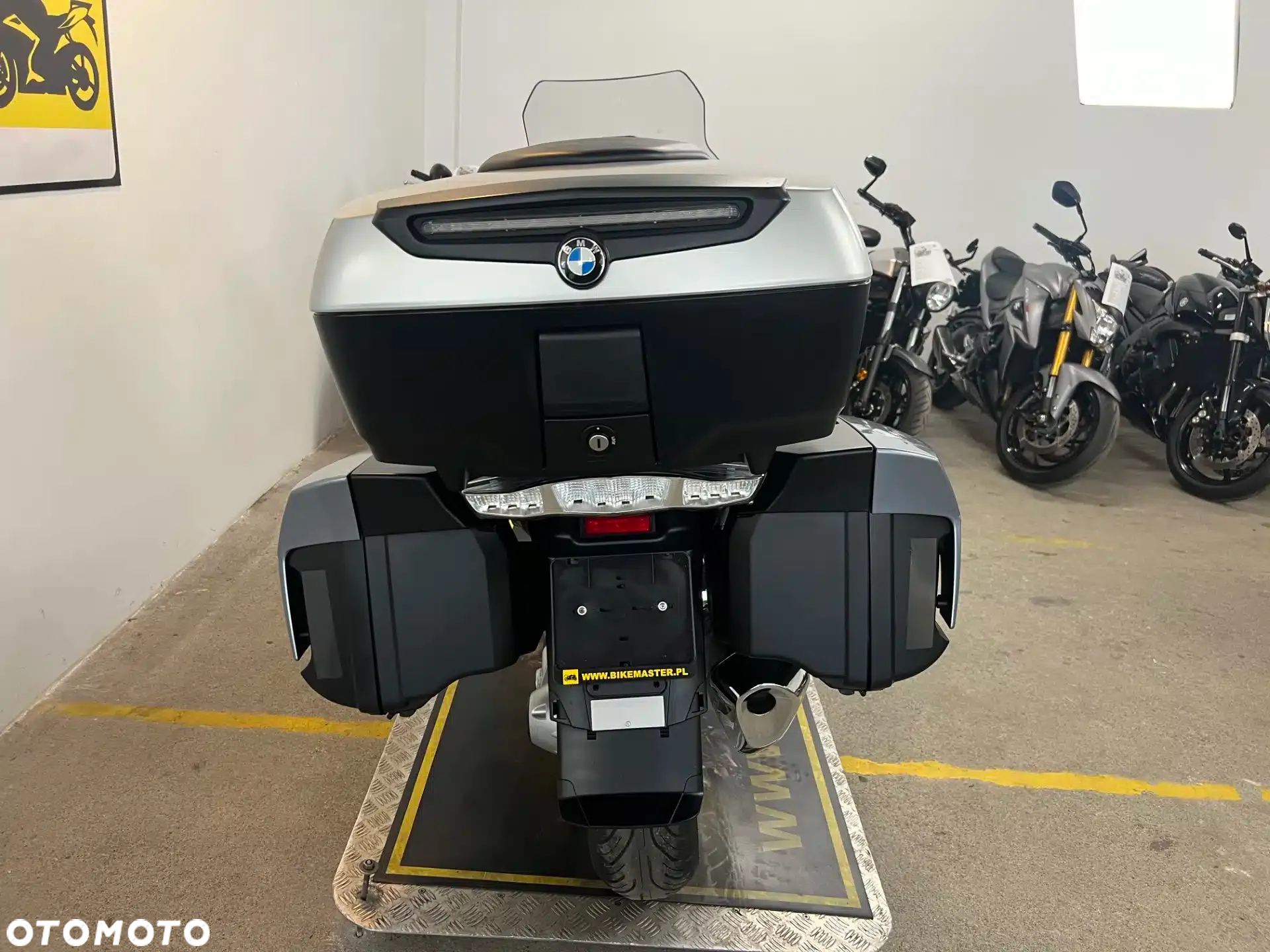 BMW R - 7