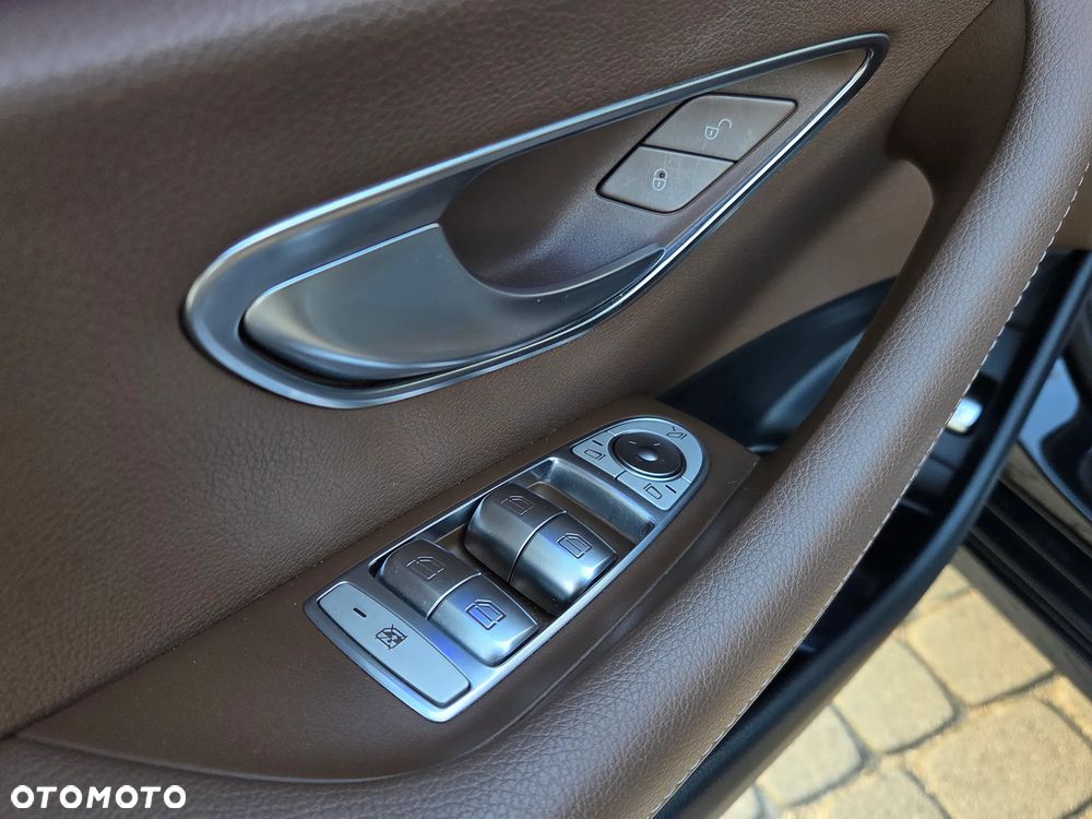 Mercedes-Benz Klasa E 400 Avantgarde - 22