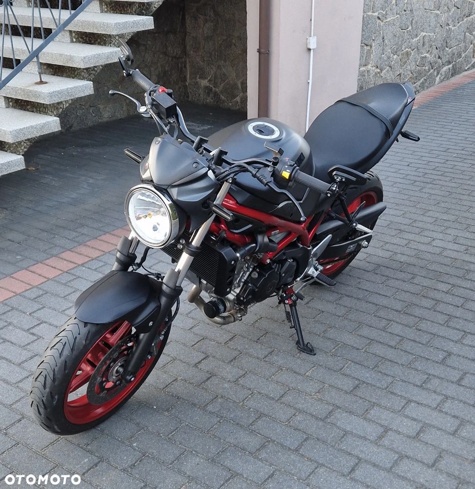 Suzuki SV - 29