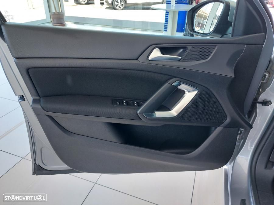 Peugeot 308 SW 1.5 BlueHDi Style - 14