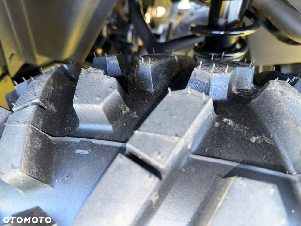 Can-Am Outlander Max - 24