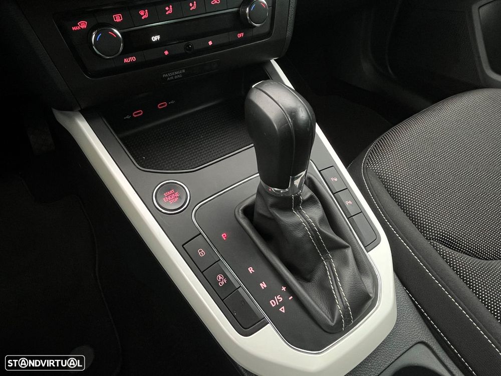 SEAT Arona 1.0 TSI Xcellence DSG - 23
