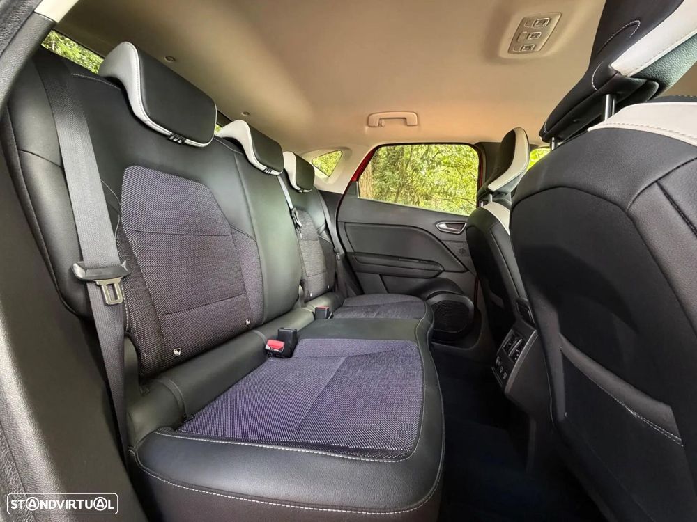 Renault Captur 1.0 TCe Exclusive - 43