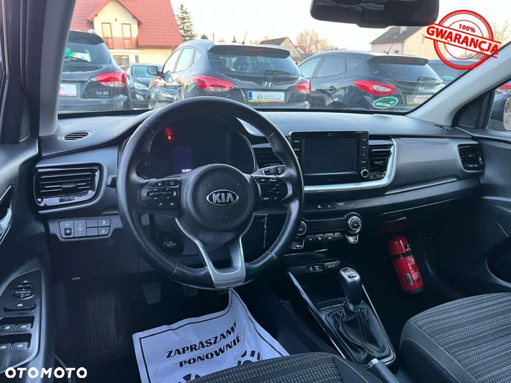 Kia Stonic - 26