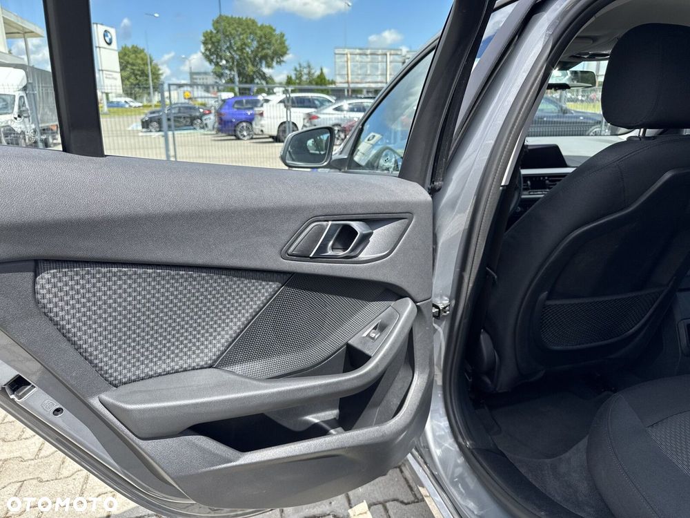 BMW Seria 1 118i Advantage - 23