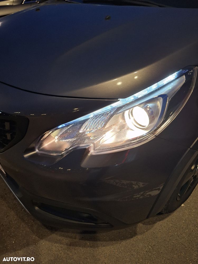 Peugeot 2008 BlueHDi FAP 120 STOP & START EAT6 Allure - 14