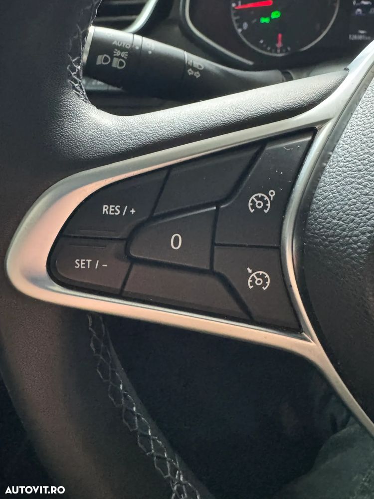 Renault Clio - 15