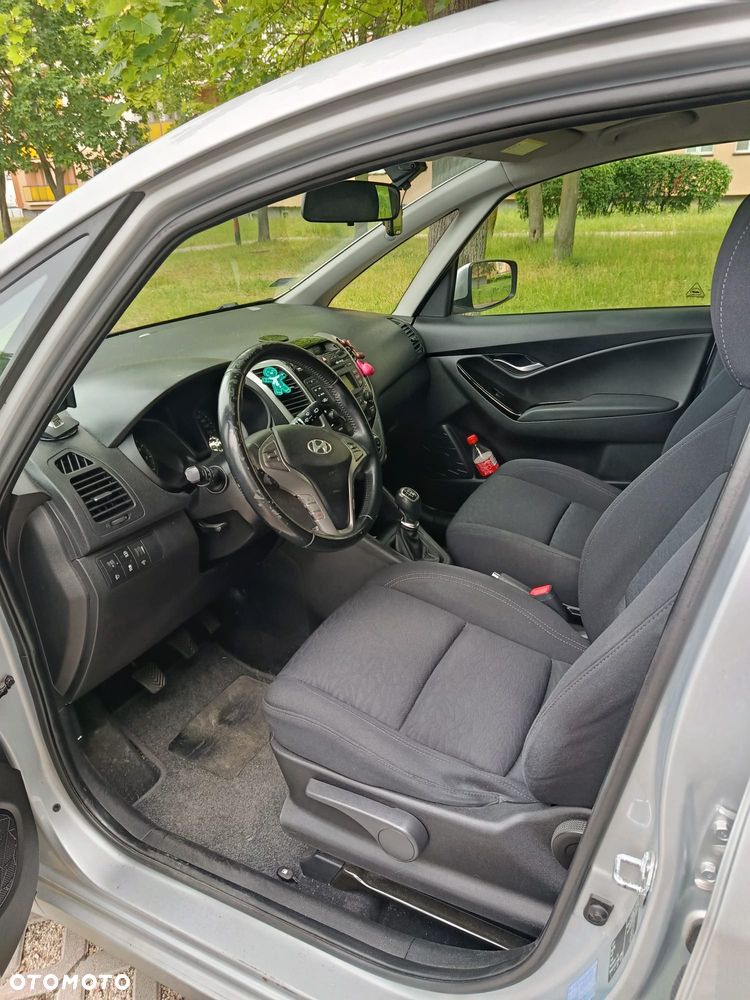 Hyundai ix20 1.4 blue Style - 13