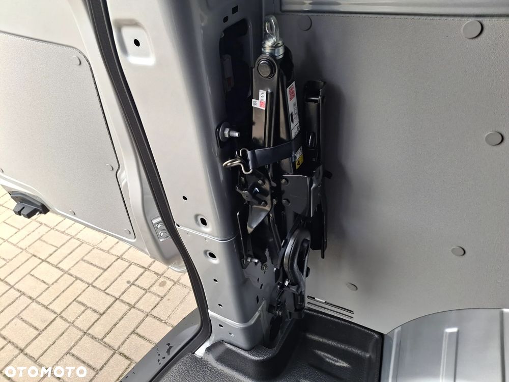 Volkswagen Transporter - 14