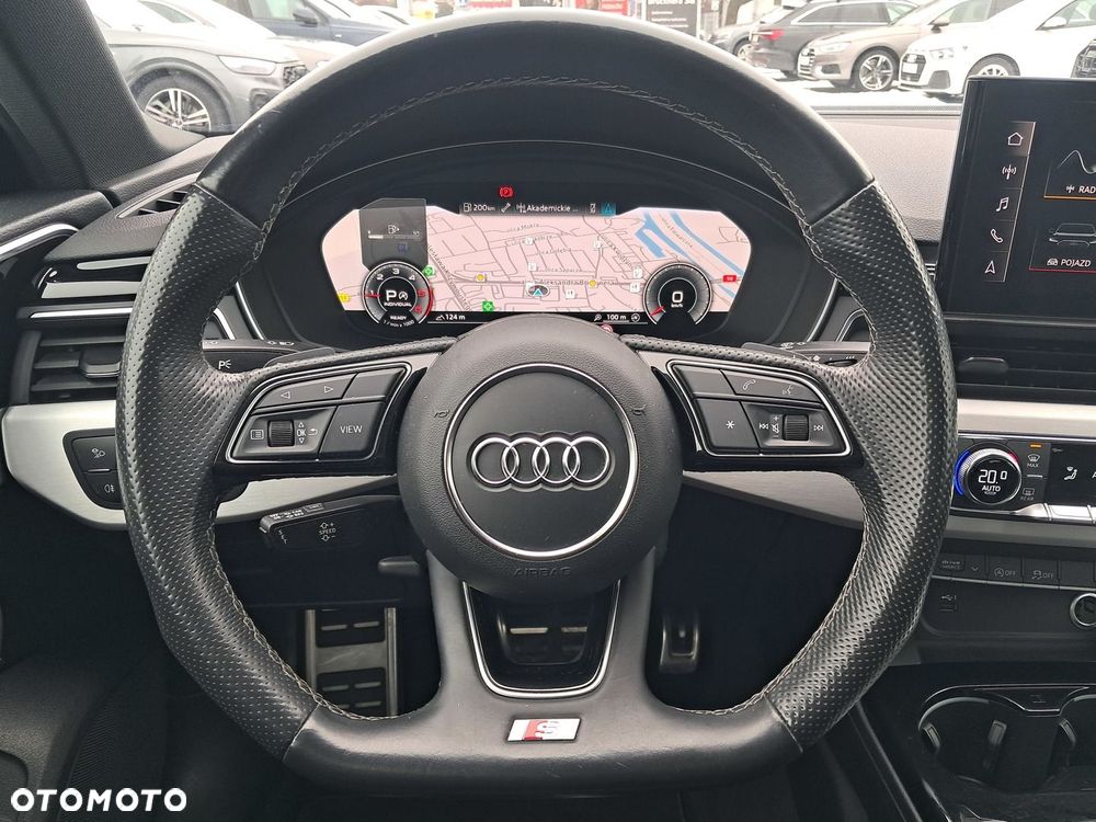 Audi A4 Limousine - 12