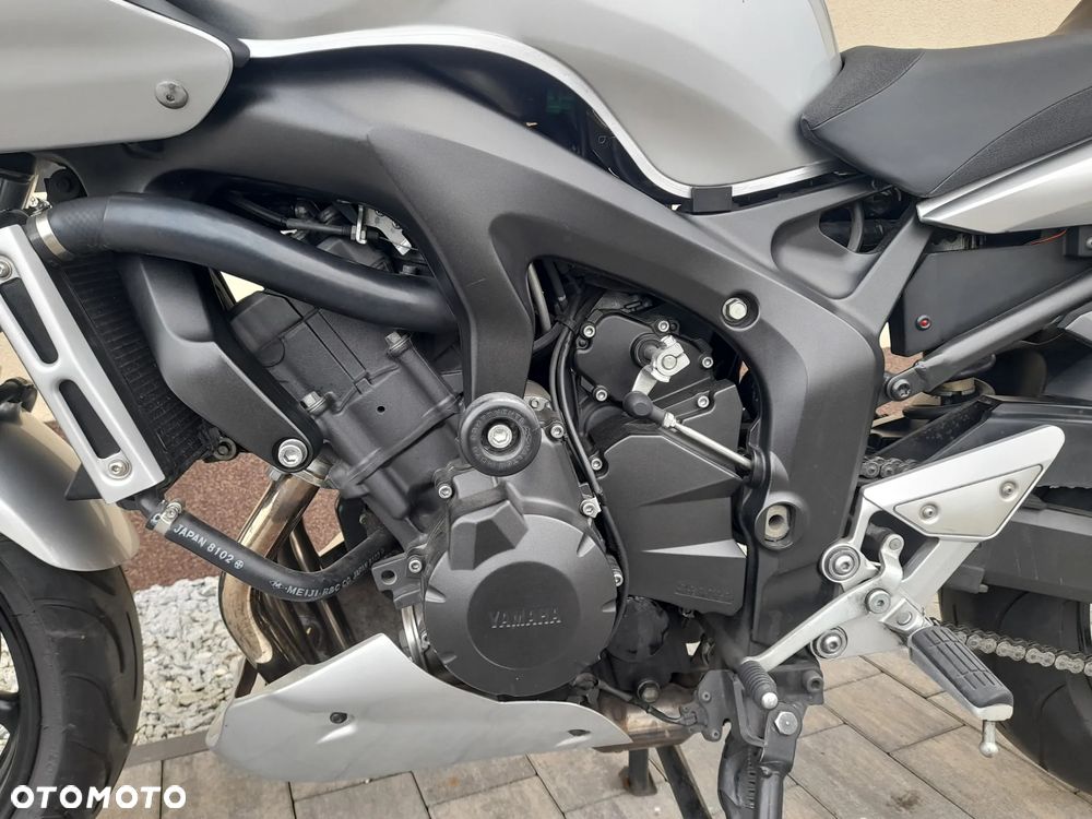 Yamaha FZ6 - 37