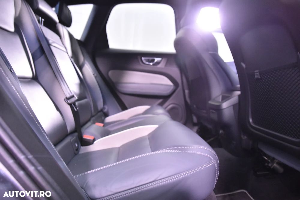 Volvo XC 60 - 12